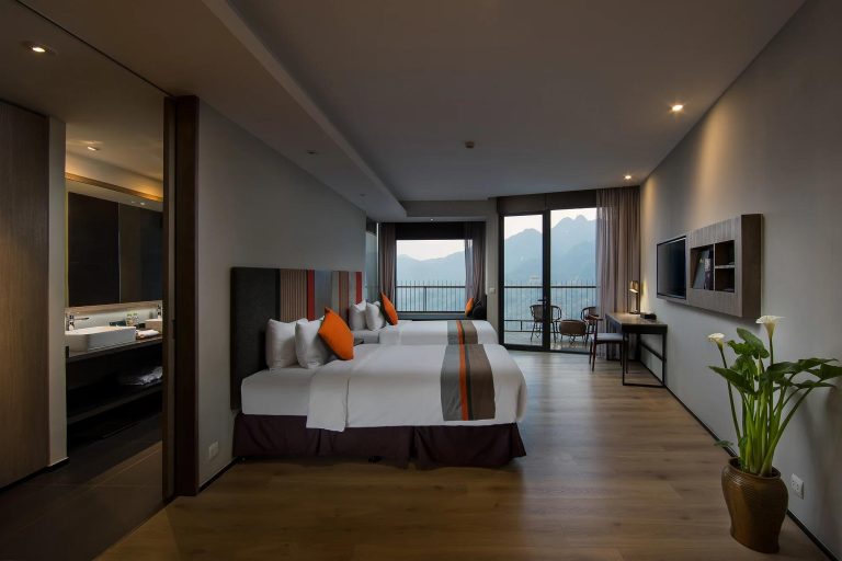 穆理华山谷景观房 (Muong Hoa Valley view room)